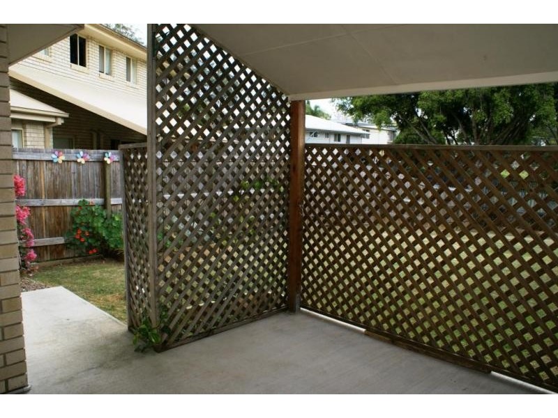 2/23 Ronald Street, Bundamba QLD 4304