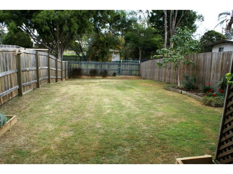 2/23 Ronald Street, Bundamba QLD 4304