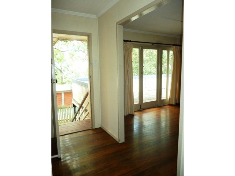 22 Birdwood Street, North Ipswich QLD 4305