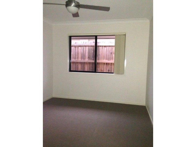 77 Jane Street, Leichhardt QLD 4305