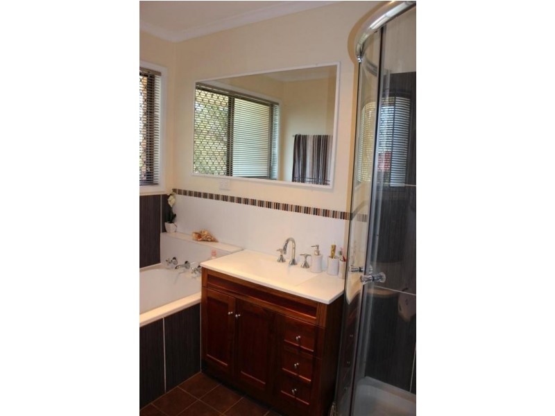 18 Cullen Street, Bundamba QLD 4304