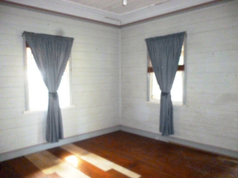 21 Tiger Street, West Ipswich QLD 4305