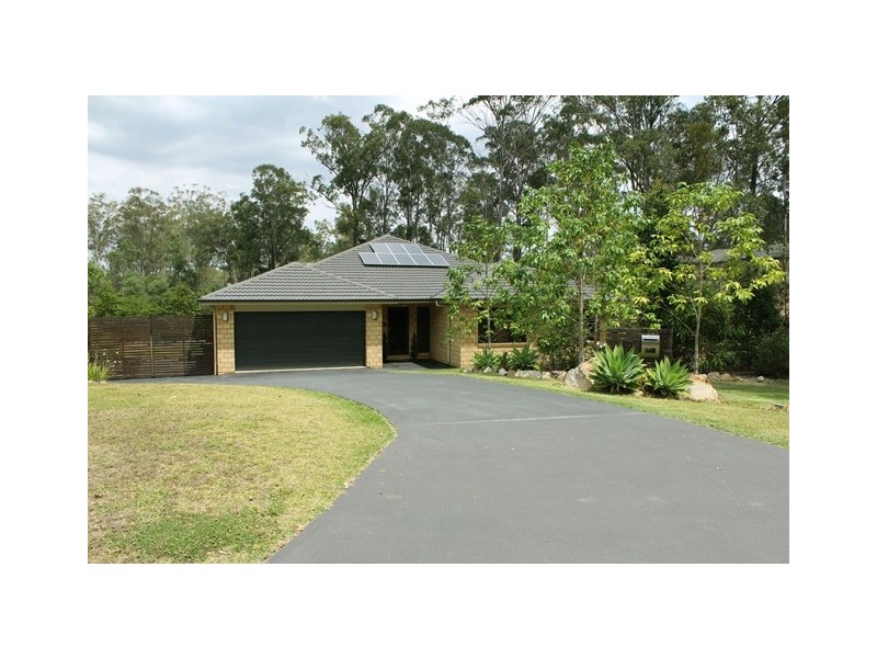 82 Chestnut Drive, Pine Mountain QLD 4306