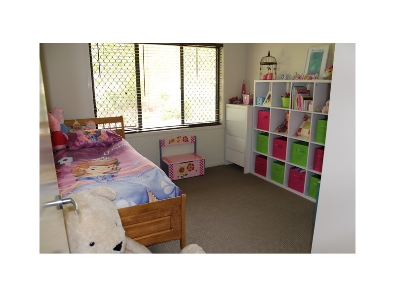 82 Chestnut Drive, Pine Mountain QLD 4306