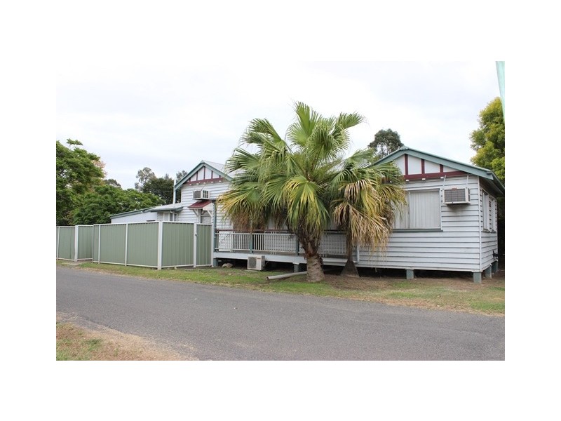 14 Albert Street, Rosewood QLD 4340