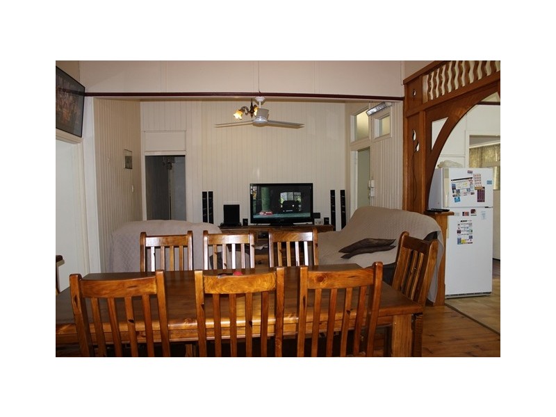 14 Albert Street, Rosewood QLD 4340