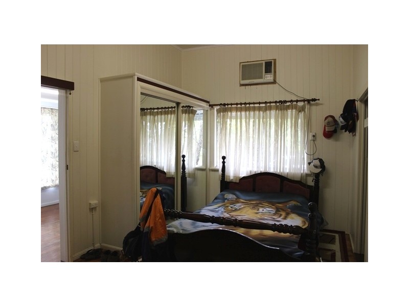 14 Albert Street, Rosewood QLD 4340