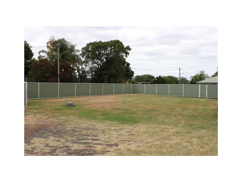 14 Albert Street, Rosewood QLD 4340