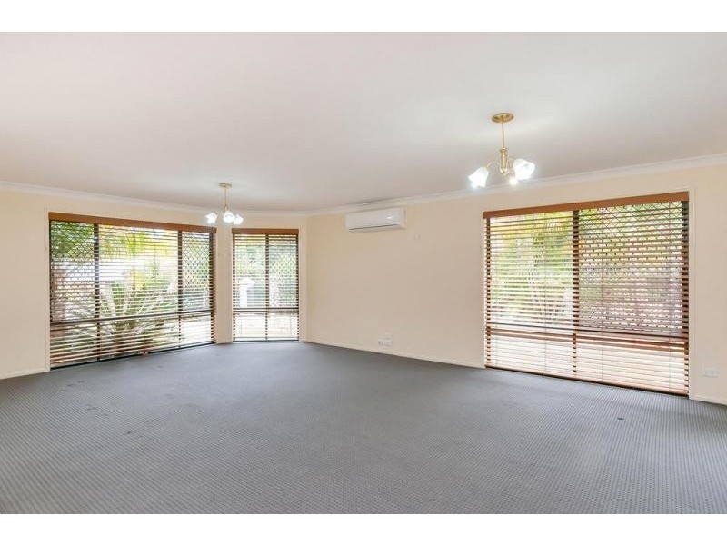 119 Kensington Drive, Flinders View QLD 4305