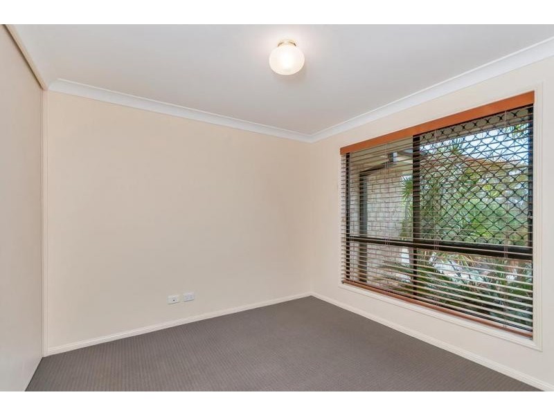 119 Kensington Drive, Flinders View QLD 4305