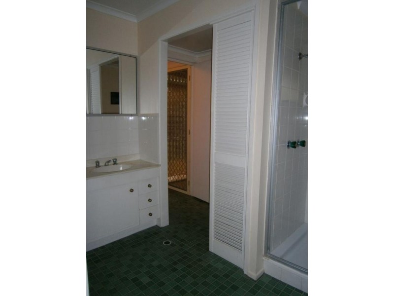 6A Turner Street, Eastern Heights QLD 4305