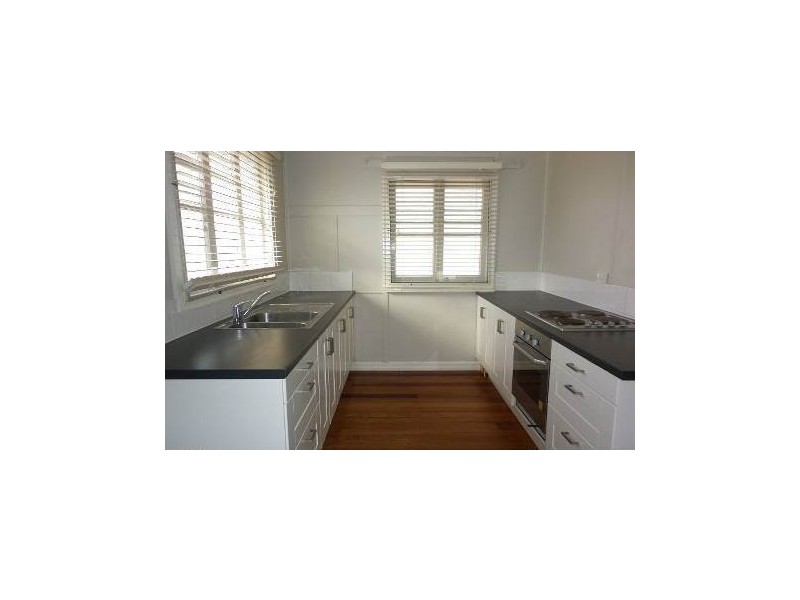 10 Wyman Street, Brassall QLD 4305