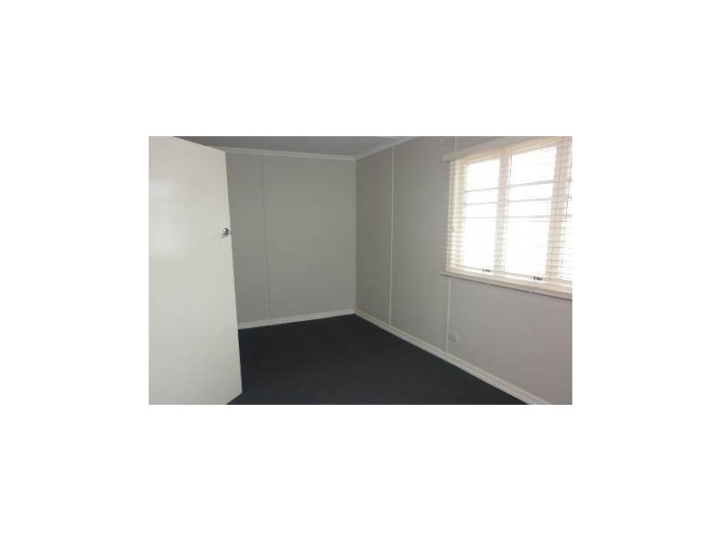 10 Wyman Street, Brassall QLD 4305