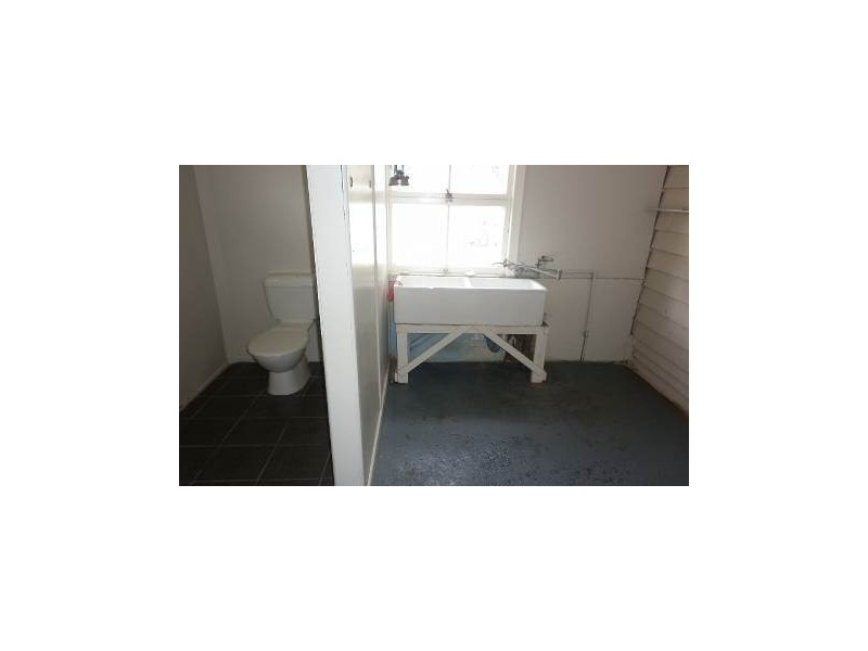 10 Wyman Street, Brassall QLD 4305