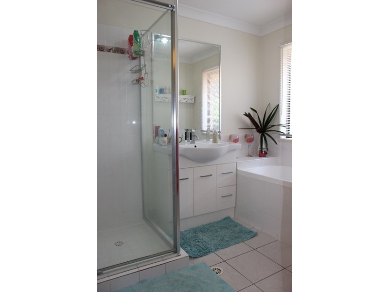 3 Stockdale Place, Wulkuraka QLD 4305