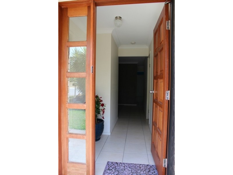 3 Stockdale Place, Wulkuraka QLD 4305