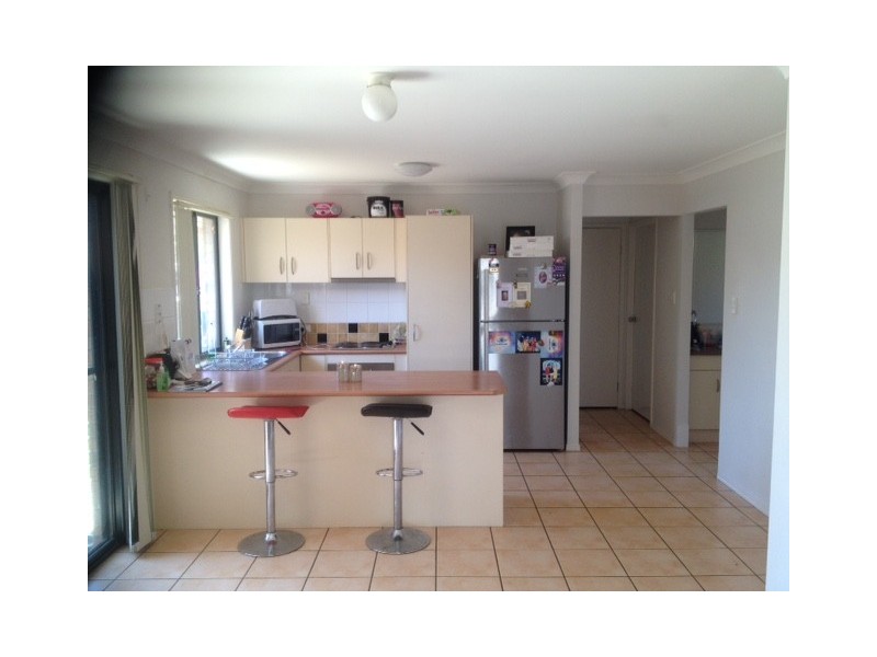 12 Sarah Place, Raceview QLD 4305