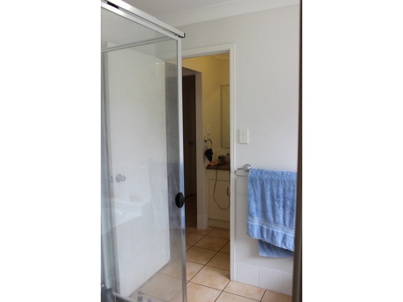 12 Sarah Place, Raceview QLD 4305