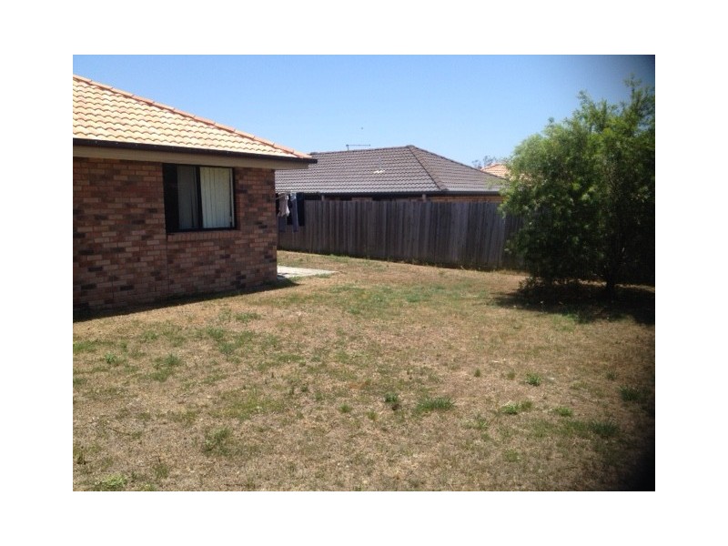 12 Sarah Place, Raceview QLD 4305