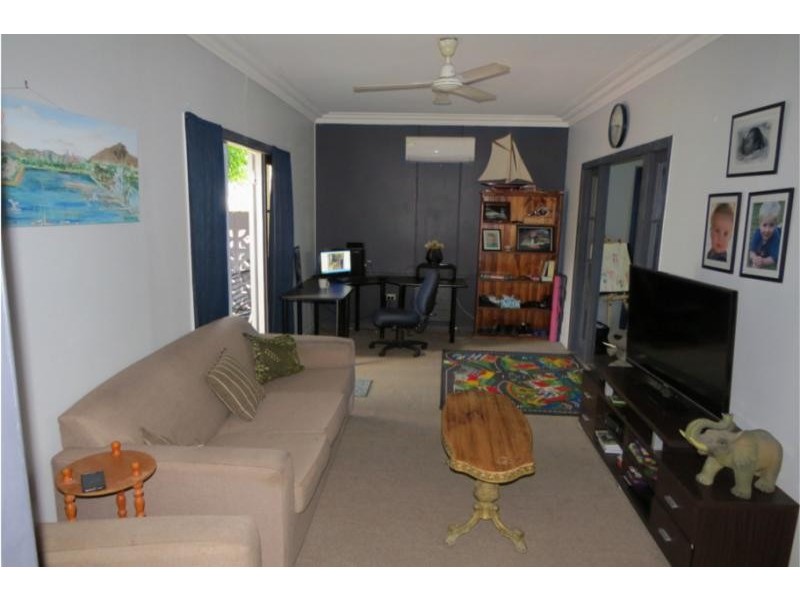 17 Phillip Street, One Mile QLD 4305