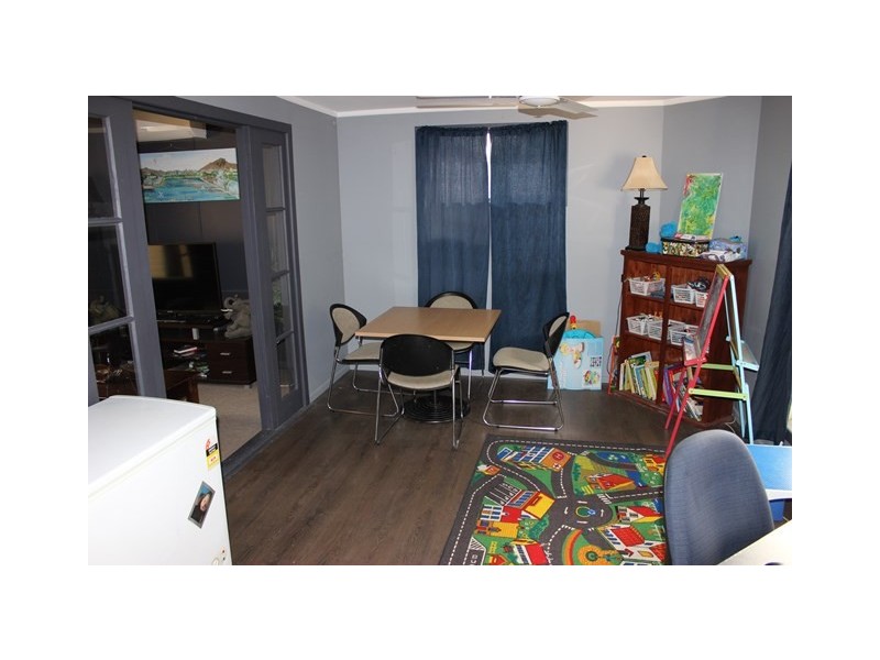 17 Phillip Street, One Mile QLD 4305