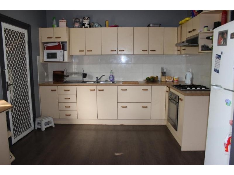 17 Phillip Street, One Mile QLD 4305