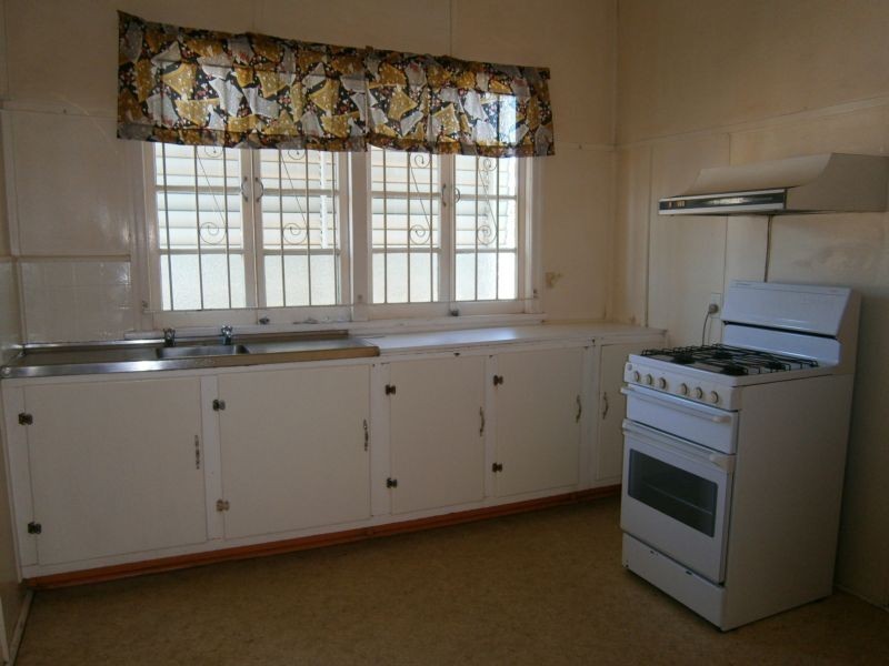 1/37 Jacaranda Street, East Ipswich QLD 4305