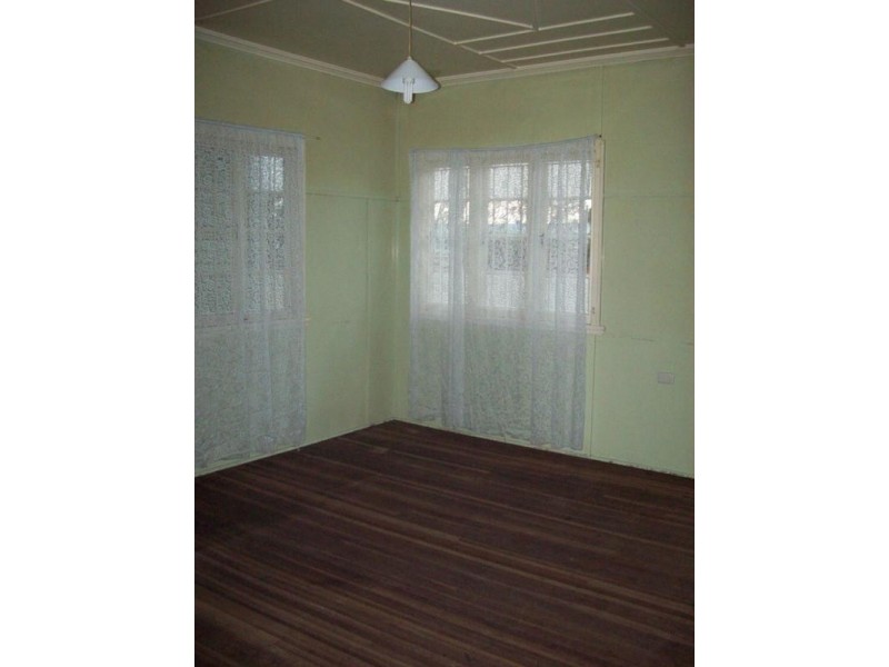 1/37 Jacaranda Street, East Ipswich QLD 4305