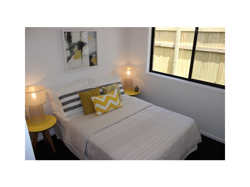 12 Rosemary Street, Deebing Heights QLD 4306