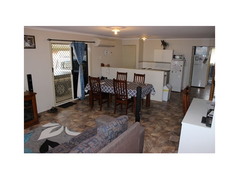 19 Des Arts Place, Wulkuraka QLD 4305