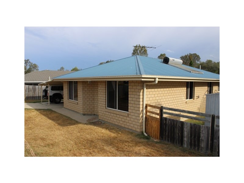 19 Des Arts Place, Wulkuraka QLD 4305