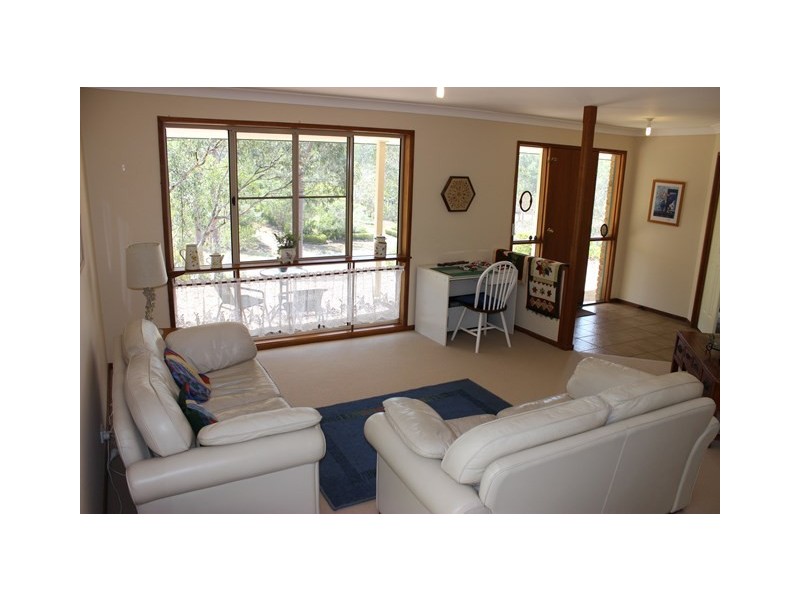 1 Delamore Court, Chuwar QLD 4306