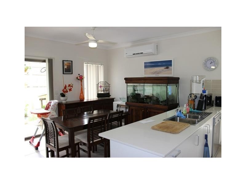 32 Francisca Drive, Augustine Heights QLD 4300