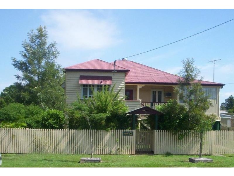 9 Shine Street, One Mile QLD 4305