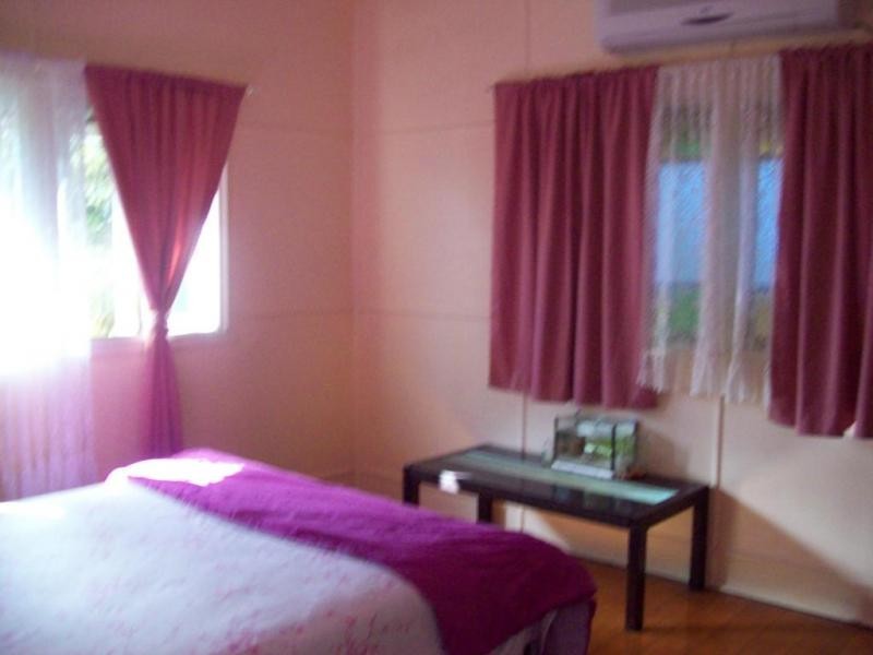 9 Shine Street, One Mile QLD 4305