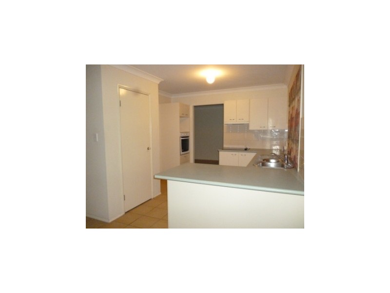 33 Comona Court, Wulkuraka QLD 4305