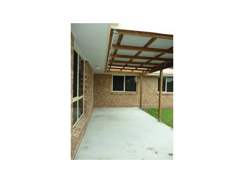 33 Comona Court, Wulkuraka QLD 4305