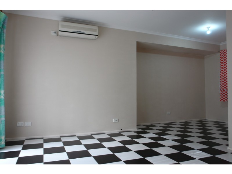 74 Collins Street, Brassall QLD 4305