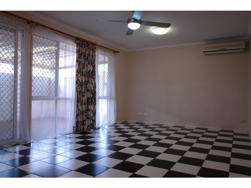 74 Collins Street, Brassall QLD 4305