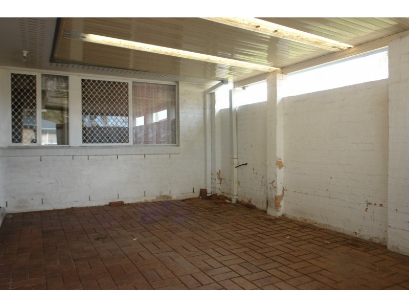 74 Collins Street, Brassall QLD 4305