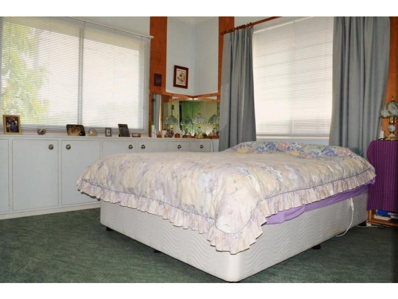 15 Cribb Street, Sadliers Crossing QLD 4305