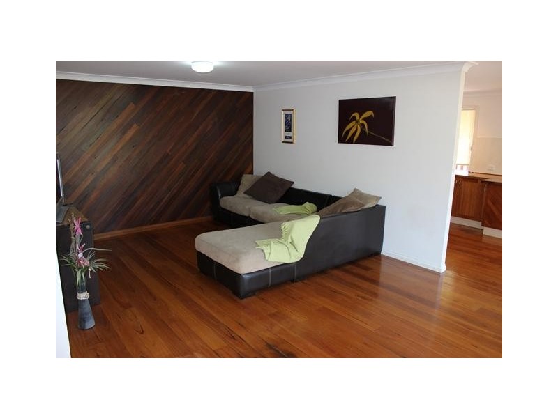47 Glebe Road, Newtown QLD 4305