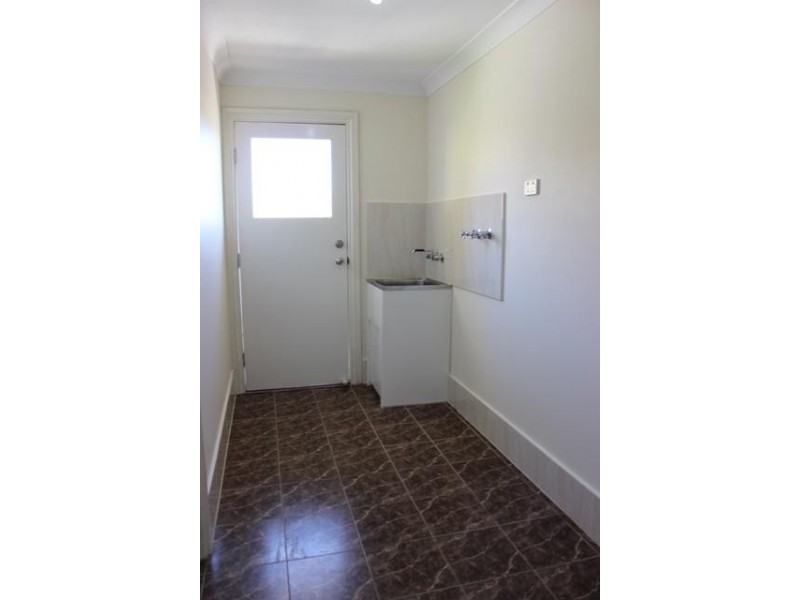 47 Glebe Road, Newtown QLD 4305