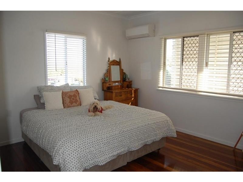 12 Idolwood Street, Eastern Heights QLD 4305