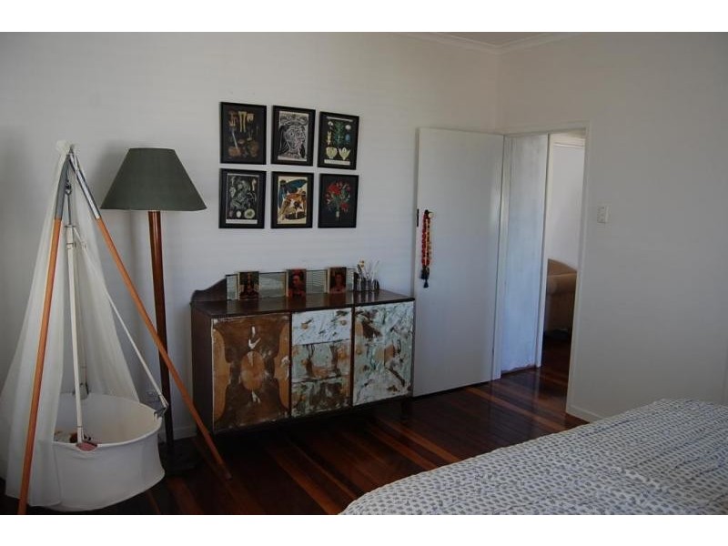 12 Idolwood Street, Eastern Heights QLD 4305