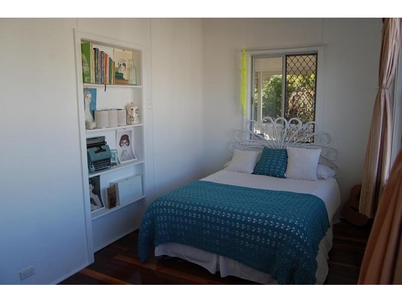 12 Idolwood Street, Eastern Heights QLD 4305