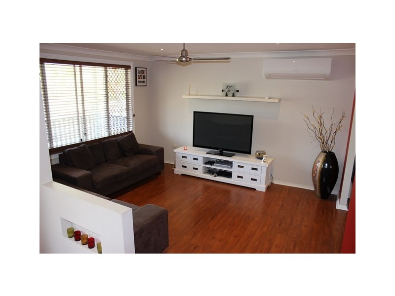 21 Sealy Street, Silkstone QLD 4304