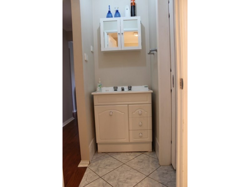 21 Sealy Street, Silkstone QLD 4304