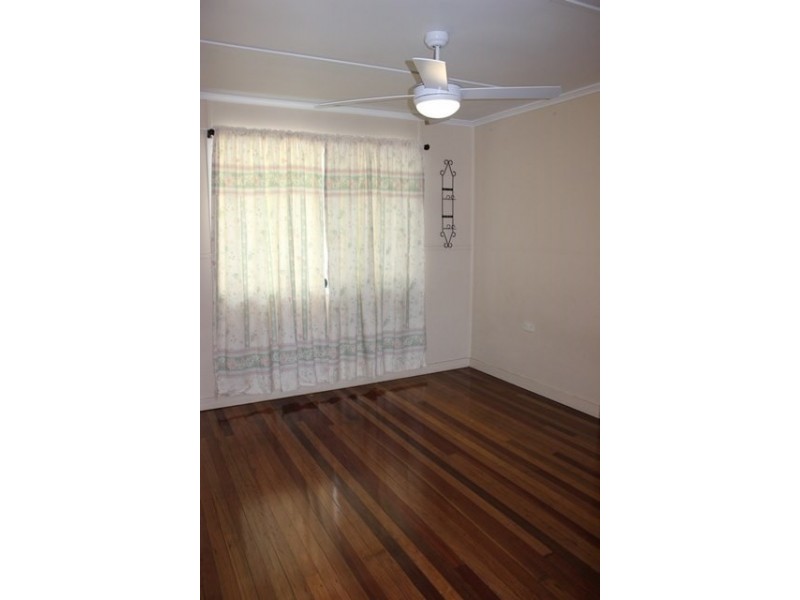 11 Melbourne Street, Brassall QLD 4305