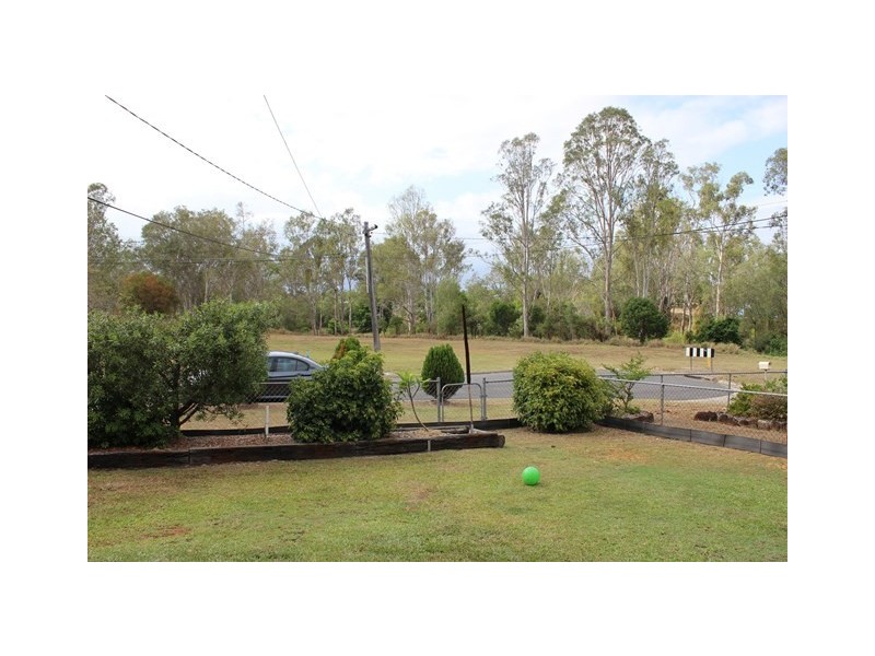 11 Melbourne Street, Brassall QLD 4305